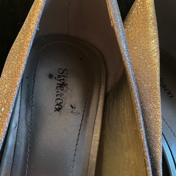 Champagne High Heels 💛 - Picture 5 of 5